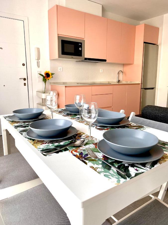 Apartamento Luz De Conil Aire Acondicionado Y Wifi -Solo Familias Y Parejas- Conil De La Frontera Exterior foto
